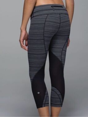 Lululemon Run: Inspire Crop II (Mesh) Cyber Stripe Deep Coal Black Size 4